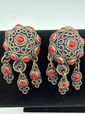 Vintage Etruscan Dangle Clip-On Earrings Red
